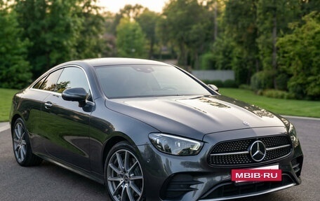 Mercedes-Benz E-Класс, 2021 год, 5 150 000 рублей, 4 фотография