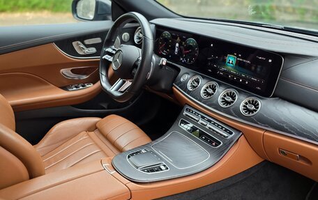 Mercedes-Benz E-Класс, 2021 год, 5 150 000 рублей, 10 фотография