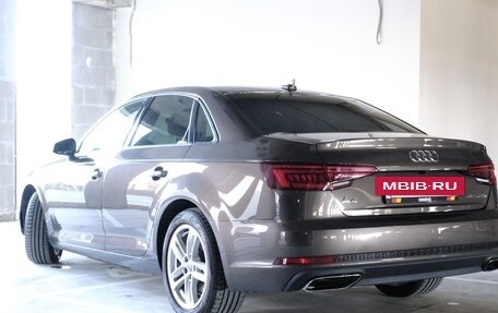 Audi A4, 2018 год, 2 250 000 рублей, 2 фотография