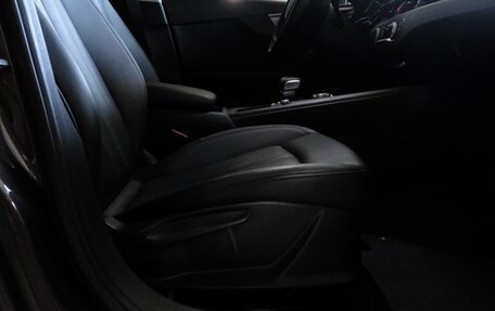 Audi A4, 2018 год, 2 250 000 рублей, 12 фотография