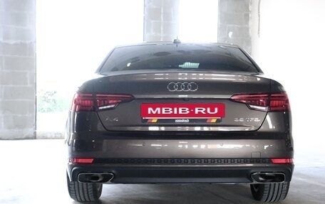 Audi A4, 2018 год, 2 250 000 рублей, 8 фотография