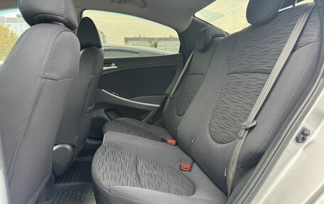 Hyundai Solaris II рестайлинг, 2015 год, 1 169 000 рублей, 10 фотография