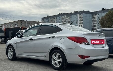 Hyundai Solaris II рестайлинг, 2015 год, 1 169 000 рублей, 5 фотография