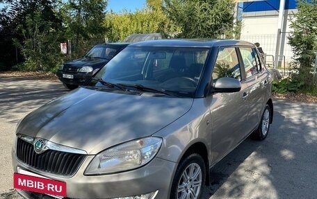 Skoda Fabia II, 2011 год, 510 000 рублей, 2 фотография