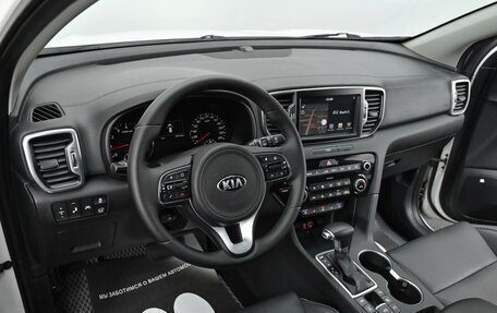 KIA Sportage IV рестайлинг, 2018 год, 1 899 000 рублей, 6 фотография
