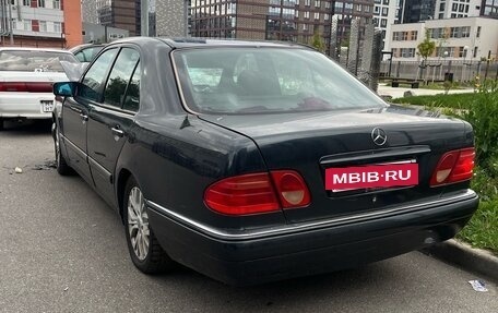Mercedes-Benz E-Класс, 1997 год, 220 000 рублей, 8 фотография