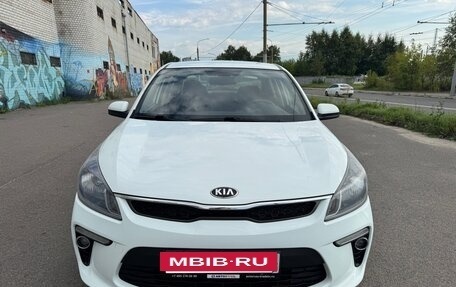 KIA Rio IV, 2019 год, 1 400 000 рублей, 2 фотография