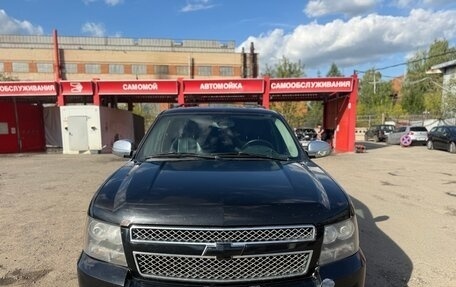 Chevrolet Tahoe III, 2008 год, 1 370 000 рублей, 1 фотография