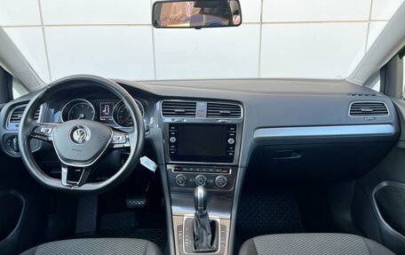 Volkswagen Golf VII, 2018 год, 1 790 000 рублей, 10 фотография