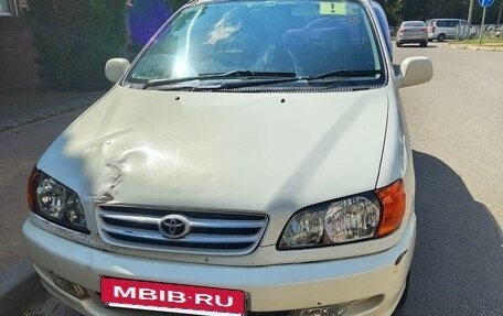 Toyota Ipsum II, 1998 год, 400 000 рублей, 4 фотография