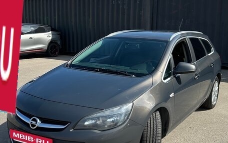 Opel Astra J, 2013 год, 850 000 рублей, 2 фотография