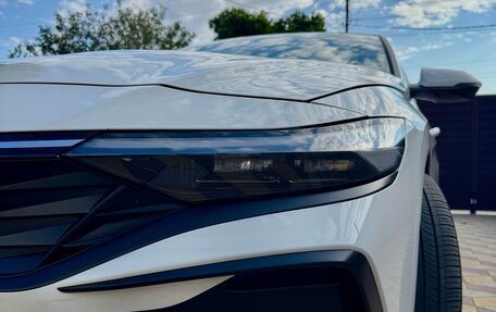 Hyundai Elantra, 2023 год, 2 090 000 рублей, 9 фотография