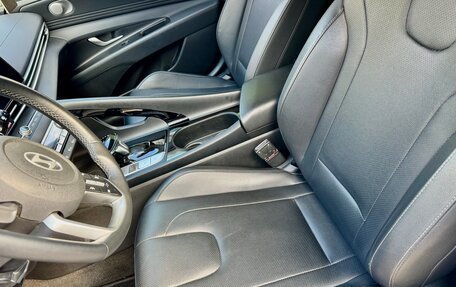 Hyundai Elantra, 2023 год, 2 090 000 рублей, 15 фотография
