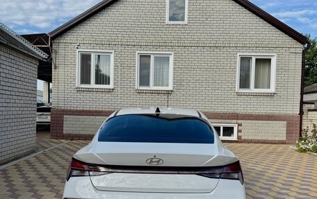 Hyundai Elantra, 2023 год, 2 090 000 рублей, 6 фотография