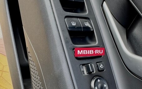 Hyundai Elantra, 2023 год, 2 090 000 рублей, 22 фотография