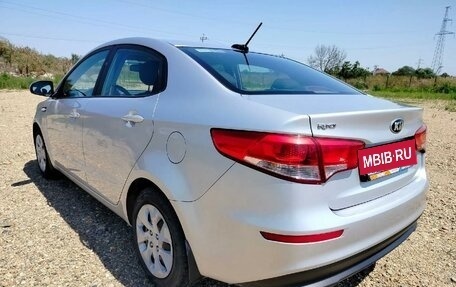 KIA Rio III рестайлинг, 2017 год, 1 066 000 рублей, 4 фотография