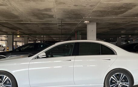 Mercedes-Benz E-Класс, 2020 год, 3 950 000 рублей, 4 фотография