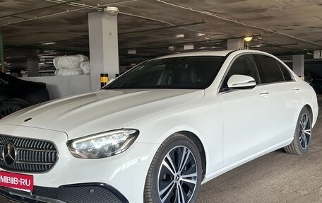 Mercedes-Benz E-Класс, 2020 год, 3 950 000 рублей, 3 фотография