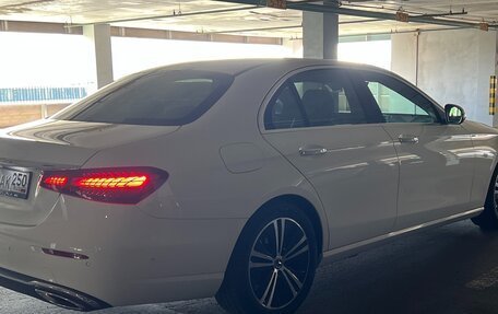 Mercedes-Benz E-Класс, 2020 год, 3 950 000 рублей, 7 фотография