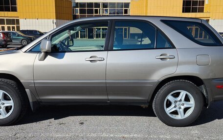 Lexus RX IV рестайлинг, 2002 год, 680 000 рублей, 4 фотография