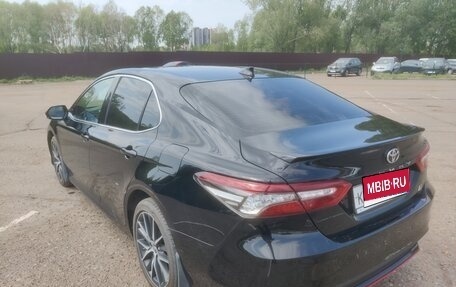 Toyota Camry, 2021 год, 3 500 000 рублей, 1 фотография