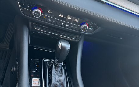 Mazda 6, 2021 год, 3 400 000 рублей, 24 фотография