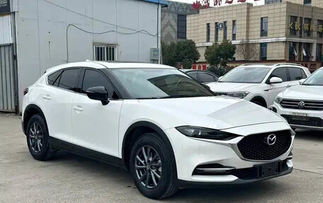 Mazda CX-4, 2021 год, 1 642 000 рублей, 3 фотография