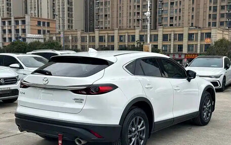 Mazda CX-4, 2021 год, 1 642 000 рублей, 6 фотография