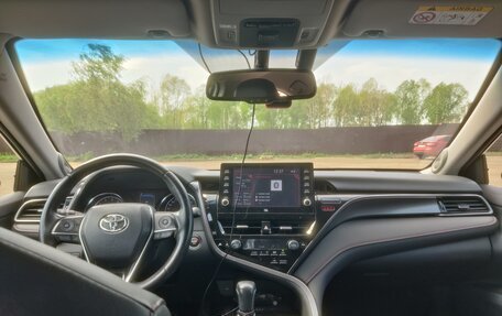 Toyota Camry, 2021 год, 3 500 000 рублей, 5 фотография
