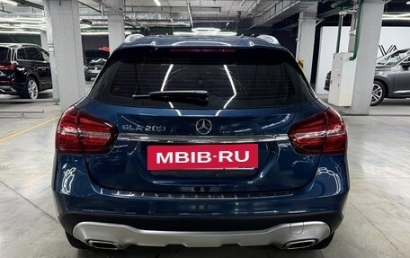 Mercedes-Benz GLA, 2019 год, 1 950 000 рублей, 5 фотография