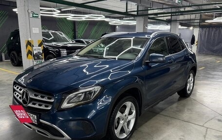 Mercedes-Benz GLA, 2019 год, 1 950 000 рублей, 3 фотография