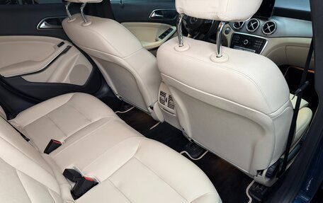 Mercedes-Benz GLA, 2019 год, 1 950 000 рублей, 16 фотография