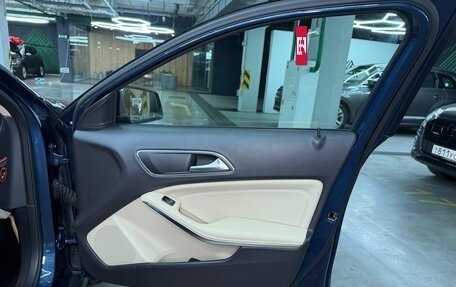 Mercedes-Benz GLA, 2019 год, 1 950 000 рублей, 18 фотография