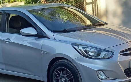 Hyundai Solaris II рестайлинг, 2012 год, 615 000 рублей, 5 фотография