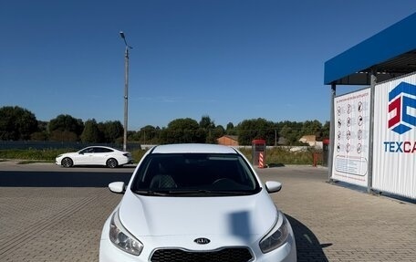 KIA cee'd III, 2014 год, 900 000 рублей, 8 фотография