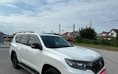 Toyota Land Cruiser Prado 150 рестайлинг 2, 2021 год, 7 000 000 рублей, 1 фотография