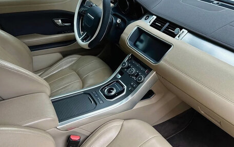 Land Rover Range Rover Evoque I, 2018 год, 3 000 000 рублей, 3 фотография
