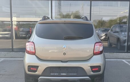 Renault Sandero II рестайлинг, 2015 год, 896 000 рублей, 4 фотография