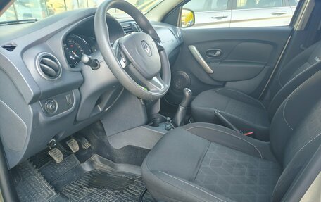 Renault Sandero II рестайлинг, 2015 год, 896 000 рублей, 9 фотография