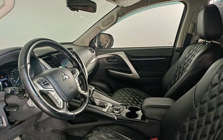 Mitsubishi Pajero Sport III рестайлинг, 2018 год, 2 799 000 рублей, 15 фотография