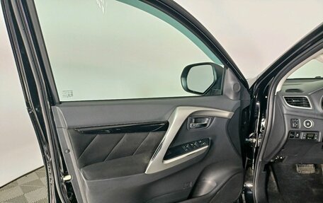 Mitsubishi Pajero Sport III рестайлинг, 2018 год, 2 799 000 рублей, 11 фотография
