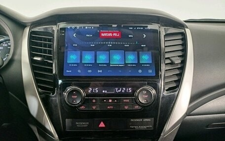 Mitsubishi Pajero Sport III рестайлинг, 2018 год, 2 799 000 рублей, 19 фотография