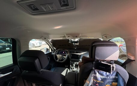 Volkswagen Tiguan II, 2019 год, 2 850 000 рублей, 3 фотография