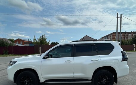 Toyota Land Cruiser Prado 150 рестайлинг 2, 2021 год, 7 000 000 рублей, 4 фотография