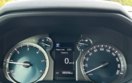 Toyota Land Cruiser Prado 150 рестайлинг 2, 2021 год, 7 000 000 рублей, 25 фотография
