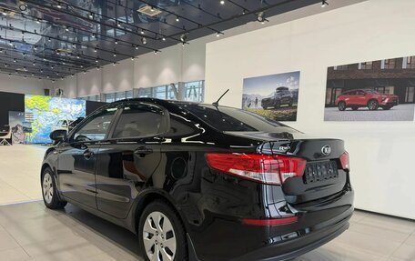 KIA Rio III рестайлинг, 2015 год, 820 000 рублей, 4 фотография