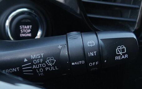 Mitsubishi Outlander III рестайлинг 3, 2018 год, 1 829 000 рублей, 13 фотография