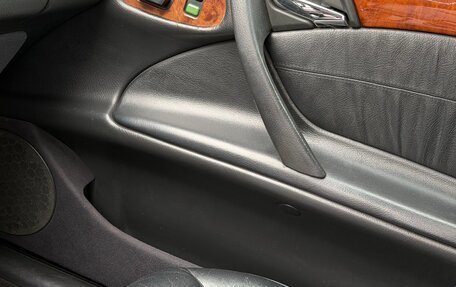 Mercedes-Benz E-Класс, 2001 год, 1 200 000 рублей, 8 фотография
