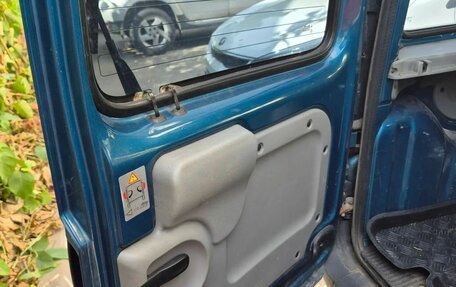 Renault Kangoo II рестайлинг, 2004 год, 375 000 рублей, 10 фотография