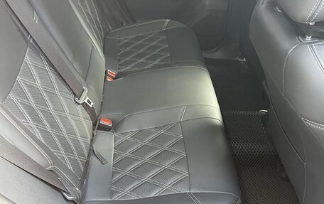Toyota RAV4, 2019 год, 3 500 000 рублей, 10 фотография